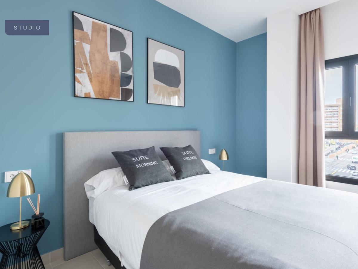 Aparthotel Limehome Calle Torcuato Luca De Tena Siviglia